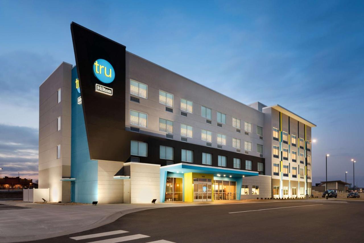 Tru By Hilton Cedar Rapids Westdale Exterior foto